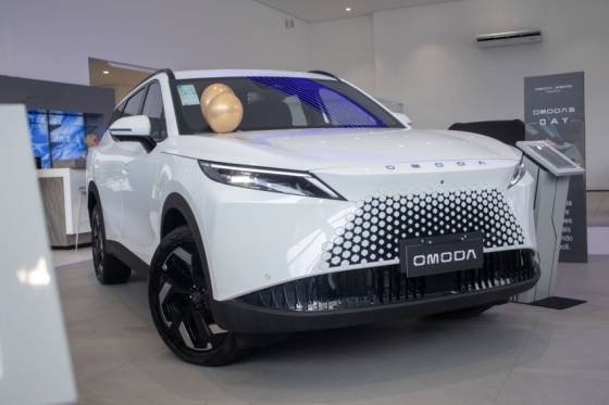 OMODA 7 1.5 TGDI PHEV LUXURY DHT OMODA 7 1.5 TGDI PHEV LUXURY DHT